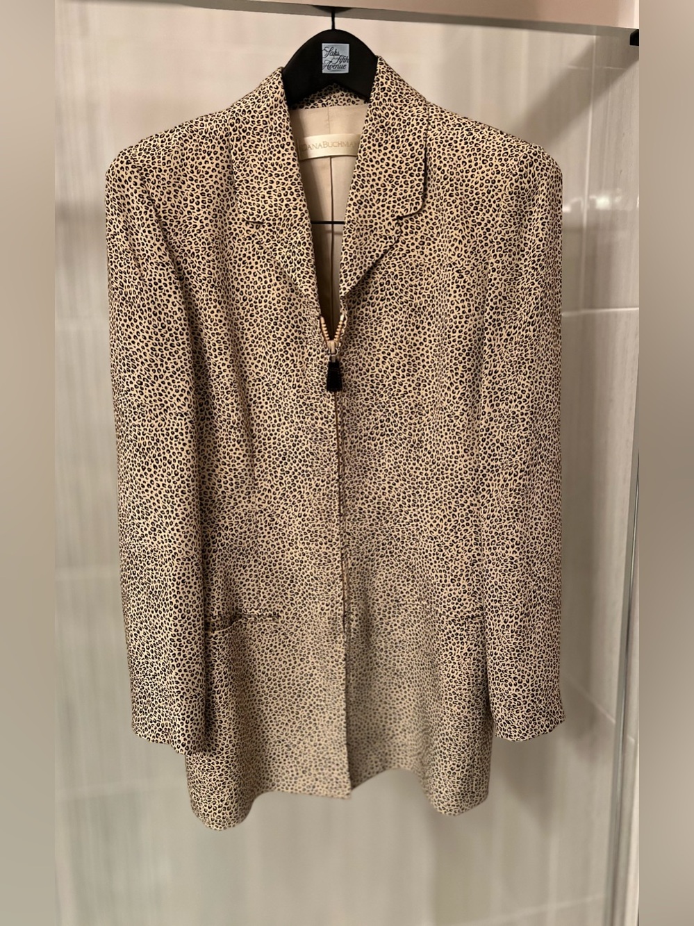Dana Buchman 100% Silk Leopard Print Zip Front Blazer Jacket Size 8
